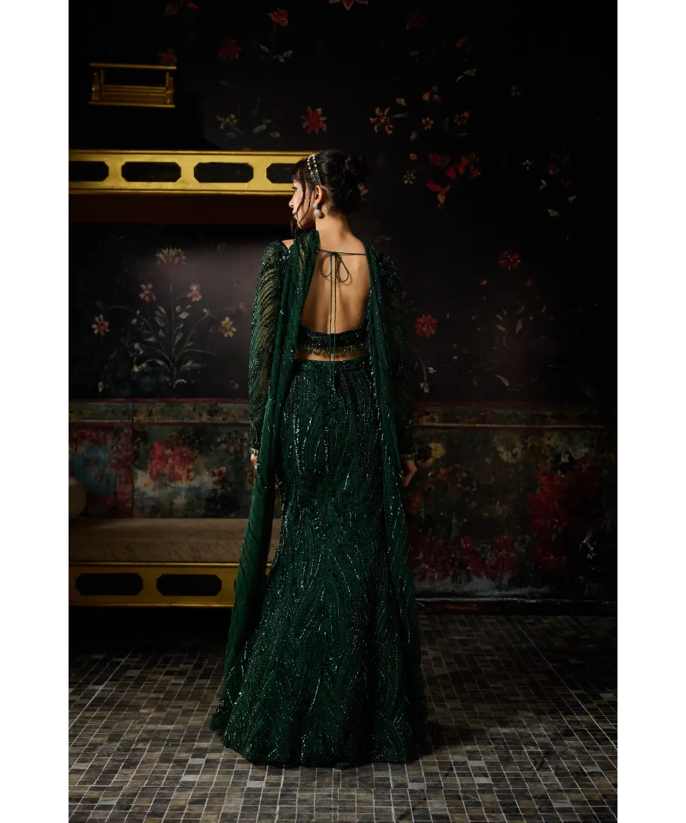 DIYARAJVVIR - EMERALD GREEN EMBELLISHED  MERMAID SKIRT SET